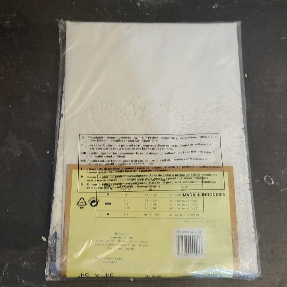 BEA AT HOME Crochet Vinyl Tablecloth 54×54 White Sealed Pkg